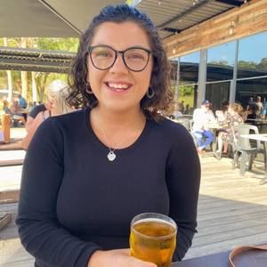 Meet your Posher, Maria